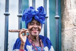 Femme au cigare La Havane Cuba