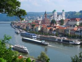 Flusskreuzfahrtschiffe Passau