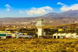 Aller chercher la voiture de location à l'aéroport TFS