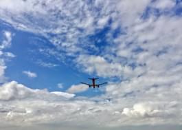 Aterrizaje de un avión en Camboya