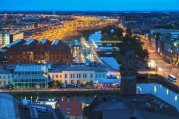 Zicht op Malmö 's nachts