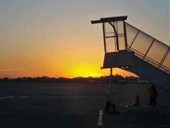 Terminal en la puesta de sol