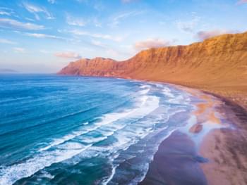 Famara Strand