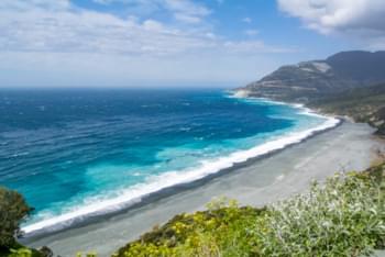 Playa en Córcega