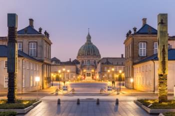 Amalienborg, Plaza de la Ciudad de Copenhague