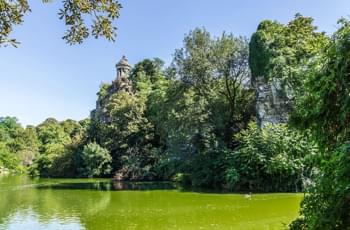 Mit dem Mietwagen zum Parc des Butte Chaumont