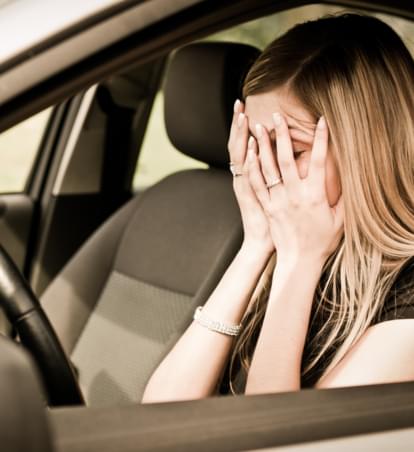 Bindehautentzündung im Auto: Diese Tipps helfen