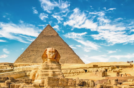 Sphinx et pyramide