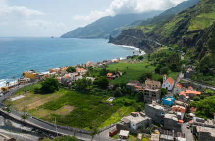 Houses and sea in Praia