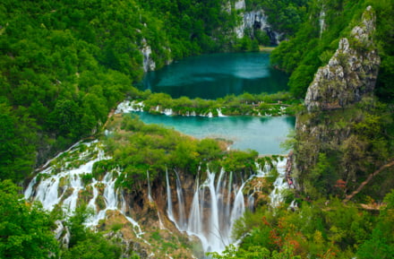 Cataratas en "Plitvice", Parque Nacional, Croacia
