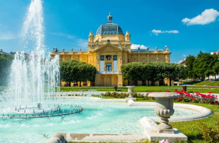 Kunstpavillion mit Brunnen von Zagreb