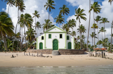 Iglesia en la Praia dos Carneiros