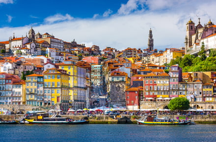 Bunte Häuser in Porto