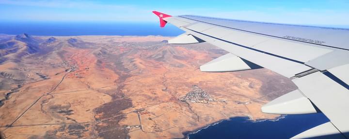 Avion sobre Fuerteventura