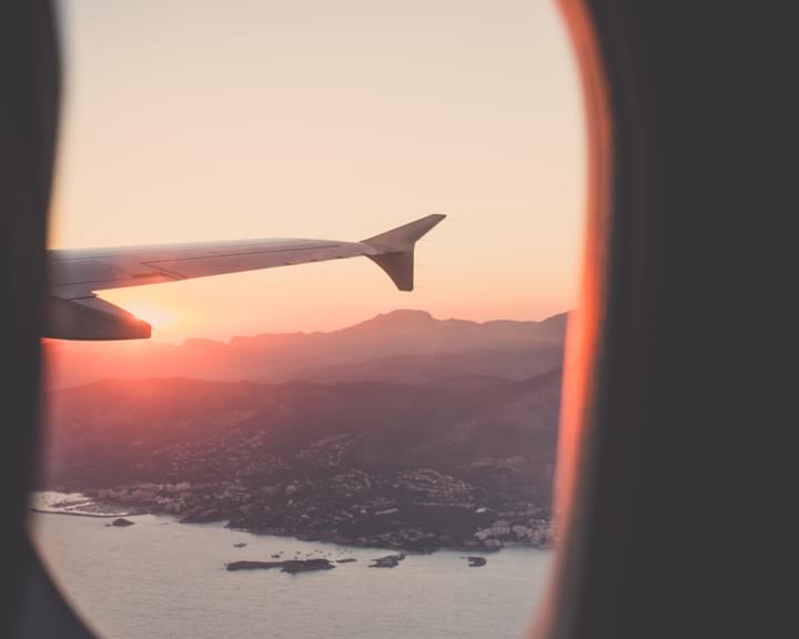 Blick aus Flugzeugfenster