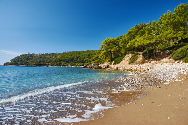 Sandstrand in der türkischen Riviera