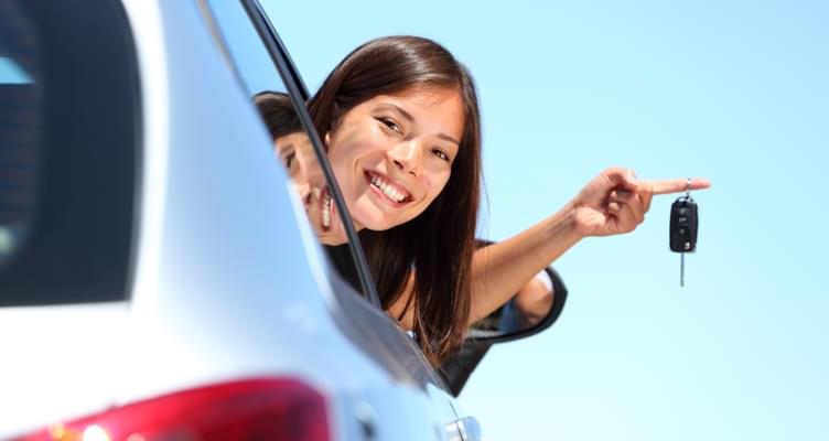 Mietwagen im Sommerurlaub: Freie Fahrt ohne Stress & versteckte Kosten