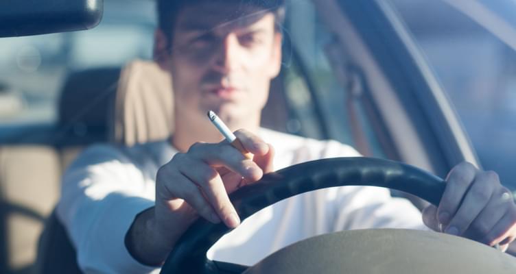 Ist Rauchen im Mietwagen erlaubt?